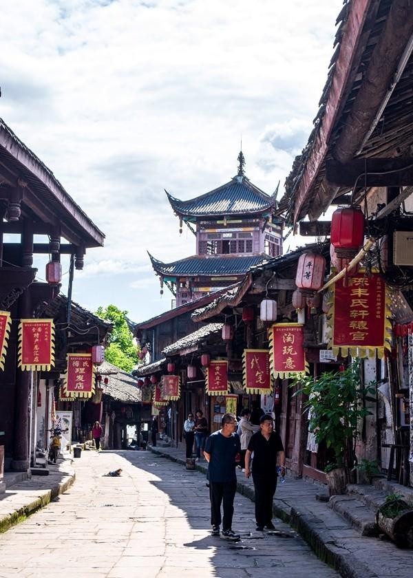 显示面板行业去年业绩承压 市场或缓慢复苏